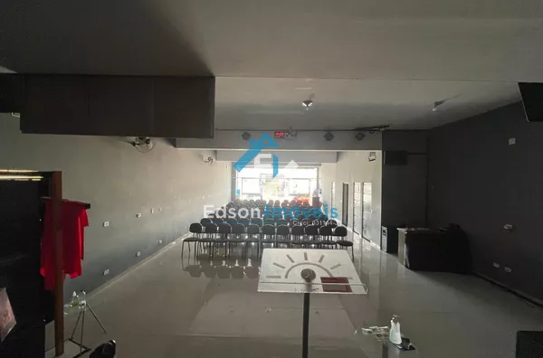 Prédio Comercial - Vila Rosária