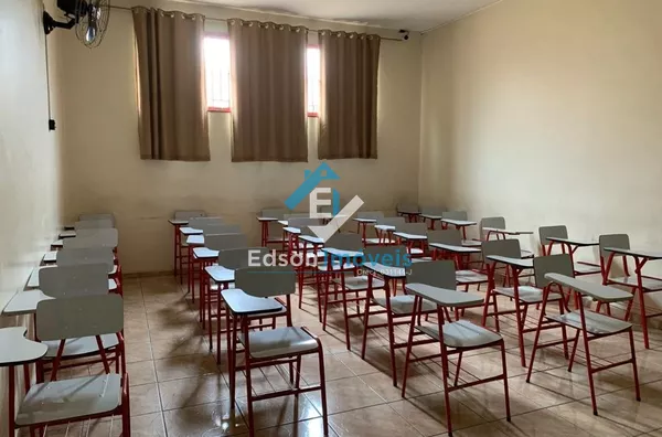 Prédio Comercial - Vila Curuça 