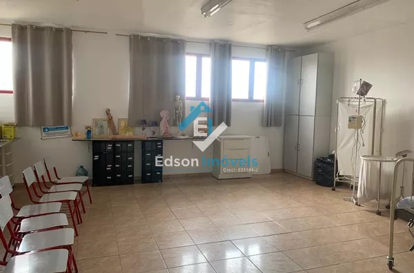 Prédio Comercial - Vila Curuça 