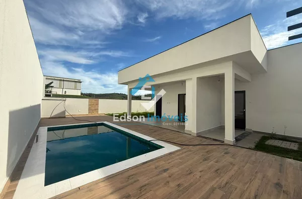 Casa Térrea em Condomínio Fechado - Guararema 