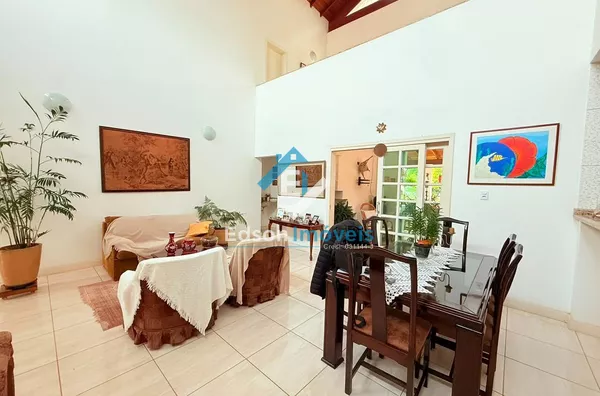 Casa em Condomínio Fechado - Guararema 