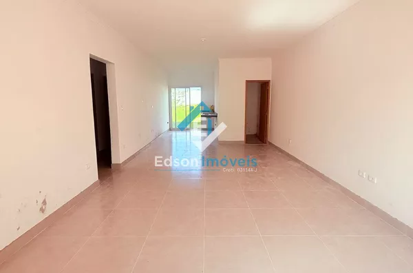Casa Térrea em Condomínio Fechado - Guararema 