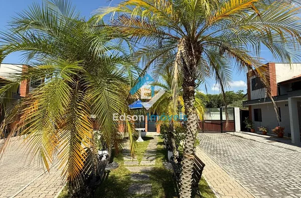 Casa em Condomínio Fechado - Guararema 