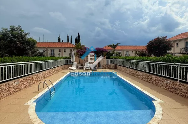 Sobrado em Condomínio Fechado - Guararema