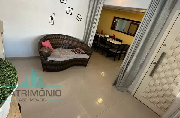 Amplo Sobrado à venda no Bairro Mauá em São Caetano do Sul.