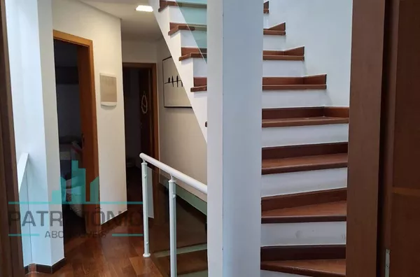 Sobrado Moderno e Reformado à venda na Vila Alpina em São André.