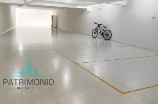 Apartamento à venda no bairro Campestre em Santo André.