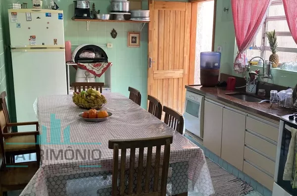 Sobrado à venda no Bairro São José em São Caetano Do Sul. 