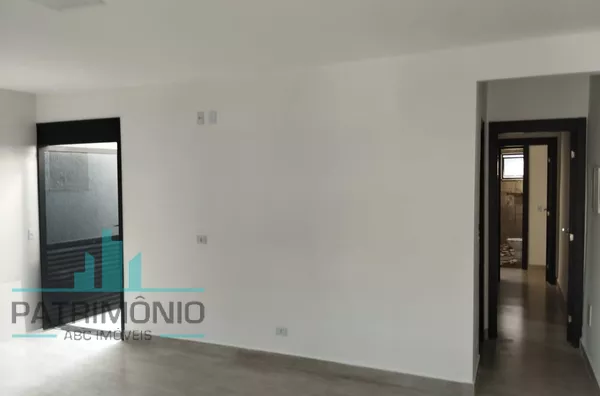 Casa Térra à venda no BairroTaboão em São Bernardo do Campo.