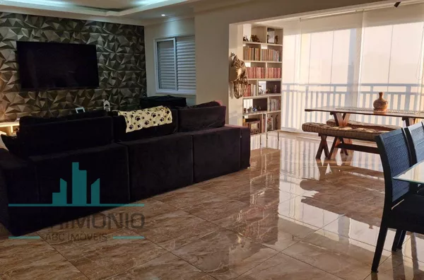 Espaçoso Apartamento à Venda no Condomínio Alegre Gran Condominium no Bairro Santa Paula em São Caetano do Sul.