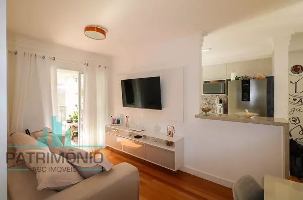 Apartamento à venda no Condomínio Mont Saint Michel no bairro Olímpico em São Caetano do Sul.