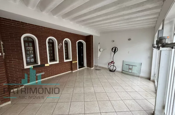 Sobrado Comercial para venda e aluguel no bairro Santa Paula - São Caetano do Sul.