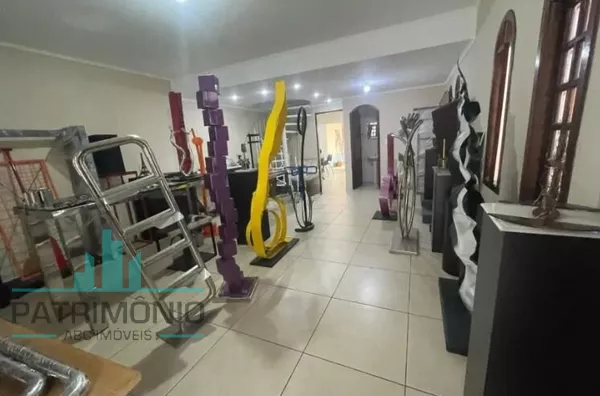 Sobrado Comercial para venda e aluguel no bairro Santa Paula - São Caetano do Sul.