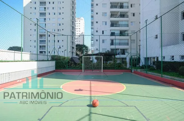 Quadra poliesportiva