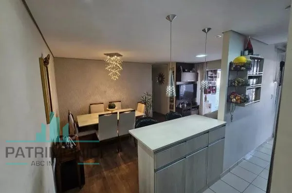 Apartamento à venda no Condomínio Status Mbigucci no bairro Mauá em São Caetano do Sul. 