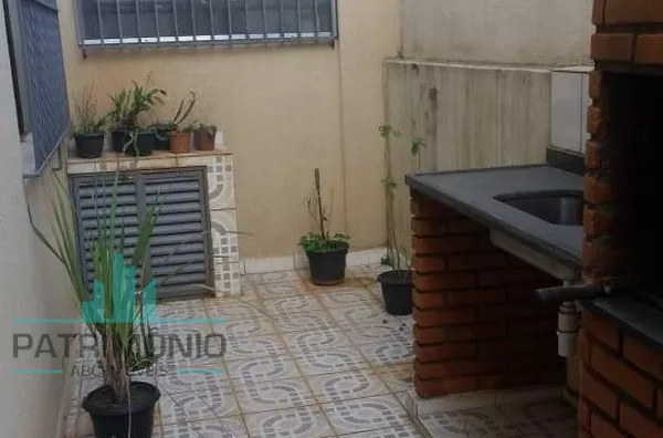 Sobrado à venda no bairro Osvaldo Cruz em São Caetano do Sul.