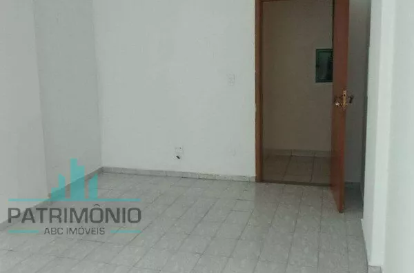 Sala comercial à venda no Bairro Centro em Santo André.