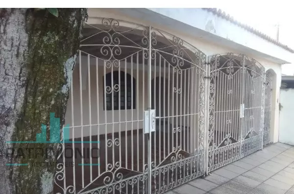 Casa à venda no Bairro Mauá em São Caetano Do Sul.