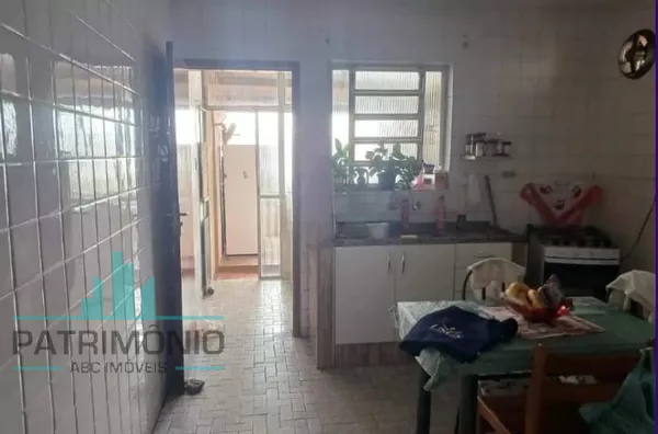 Sobrado à venda no Bairro Olímpico em São Caetano do Sul.