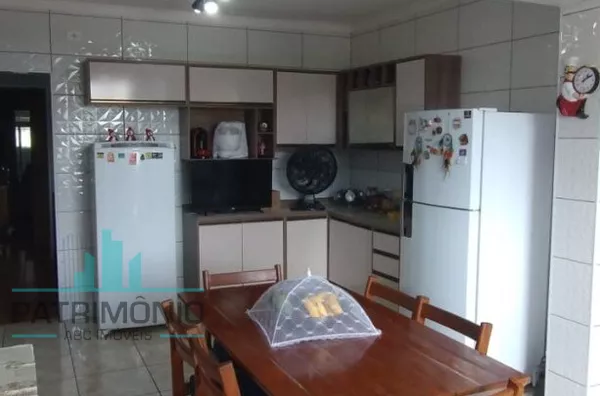 Sobrado com 203m² à venda no Bairro Campestre em Santo André.