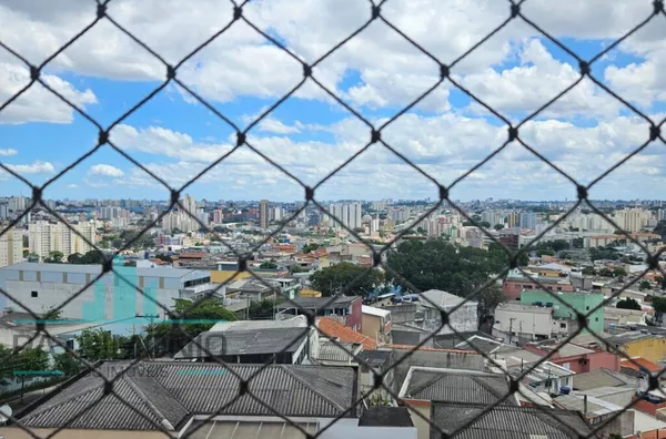 Apartamento à venda no Condomínio Altos do Campestre na Vila Palmares em Santo André.