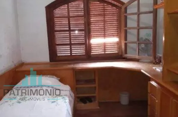 Sobrado à venda no Bairro Rudge Ramos em São Bernardo Do Campo.