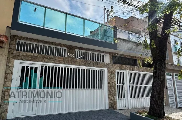 Cobertura à venda no Bairro Vila Pires em Santo André. 