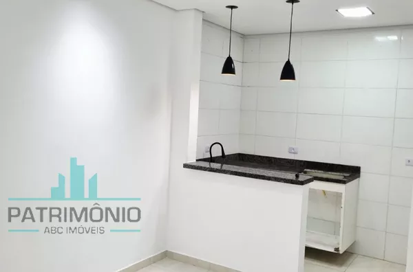 Apartamento à venda no Bairro Jardim Cristiane em Santo André.