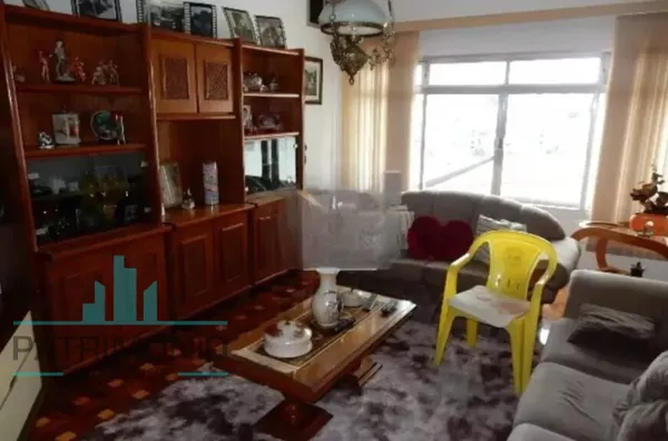 Casa disponível para venda no Bairro Olímpico — São Caetano do Sul!