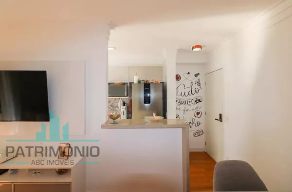 Apartamento à venda no Condomínio Mont Saint Michel no bairro Olímpico em São Caetano do Sul.