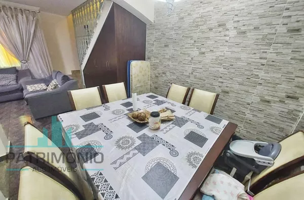 Sobrado à venda no Bairro Nova Gerty em São Caetano Do Sul.