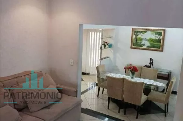 Casa para venda no Bairro Rudge Ramos em São Bernardo do Campo.