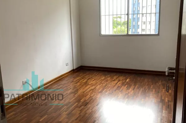 Apartamento à venda no Jardim Patente Novo em São Paulo.