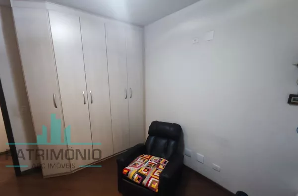 Sobrado Espaçoso com 3 Suítes e 4 Vagas – Bairro Osvaldo Cruz. - Foto 20