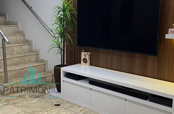 Sobrado à venda no Bairro Osvaldo Cruz em São Caetano Do Sul.