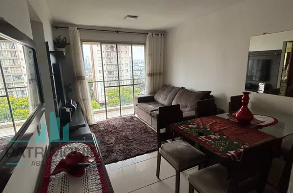 Apartamento à venda no Bairro Jardim Patente em São Paulo.