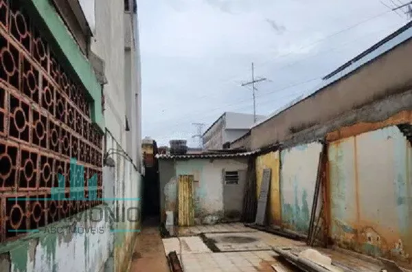 Terreno a venda com 5x25m² no Bairro Nova Gerty - São Caetano do Sul.