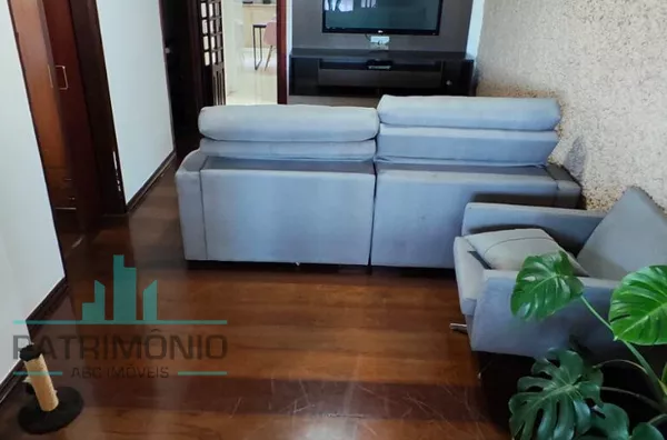 Casa a venda na Vila Palmares em Santo André.