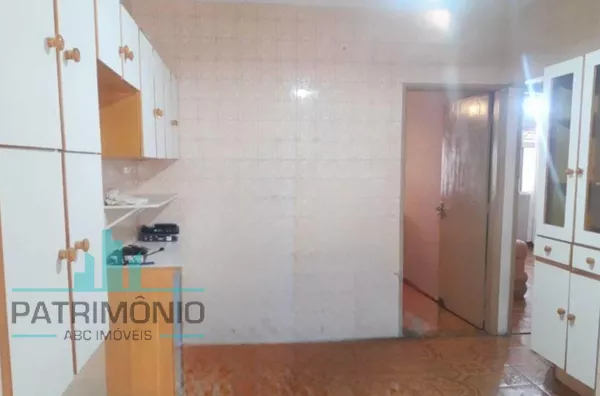 Terreno à venda no Bairro Olímpico em São Caetano do Sul.