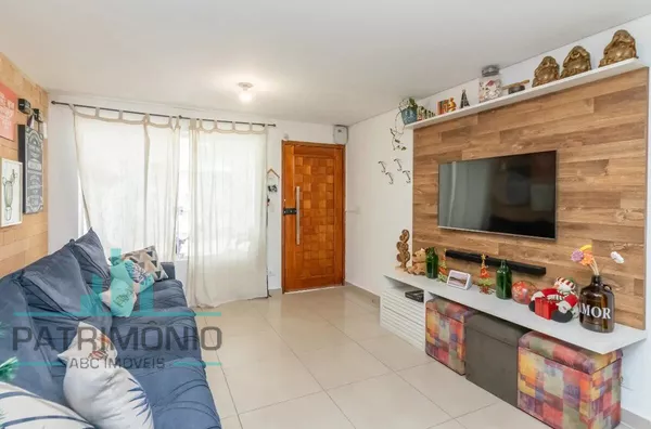 Sobrado à venda no Bairro Osvaldo Cruz em São Caetano Do Sul.