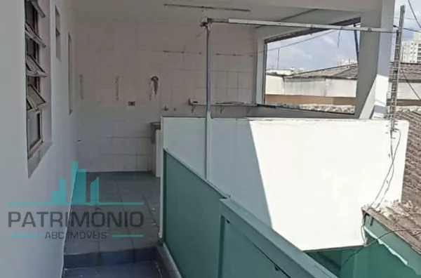 Corredor lateral (casa 3)