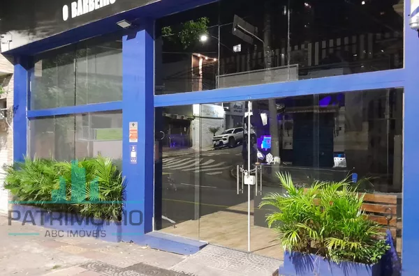 Salão comercial a venda no Bairro Santa Paula em São Caetano do Sul.