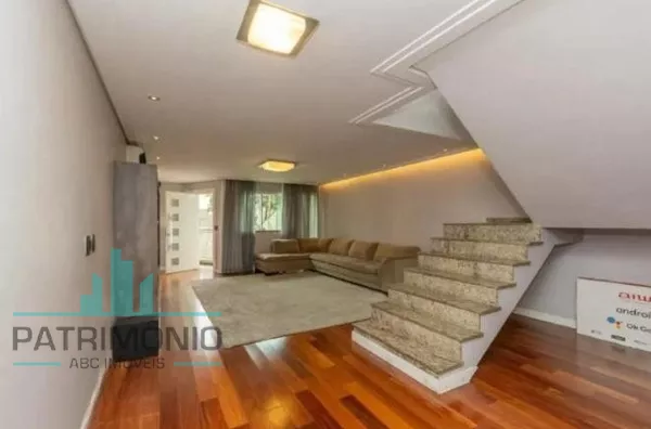 Sobrado à venda no Bairro Olímpico em São Caetano do Sul.