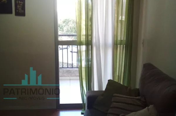 Apartamento à venda no condomínio Jardim Independência no bairro São João Clímaco em São Paulo.