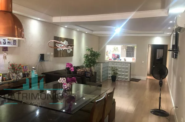 Sobrado à venda no Bairro Santa Paula - São Caetano do Sul.