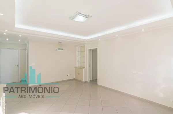 Apartamento disponível para venda e locação no Centro em São Caetano do Sul.