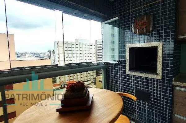 Apartamento à venda Condomínio Edifiício Maison Savoy no bairro Santo Antônio em São Caetano do Sul.