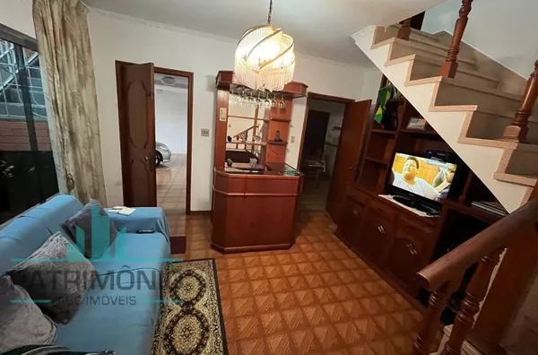 Sobrado a venda com 250m² no Bairro Olímpico em São Caetano do Sul.