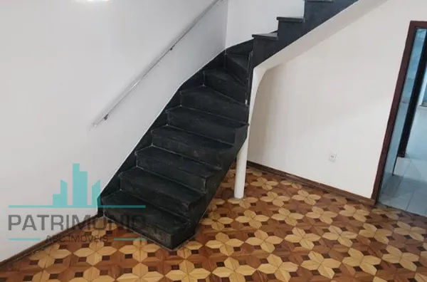 Sobrado para locação no Bairro Nova Gerty em São Caetano Do Sul.