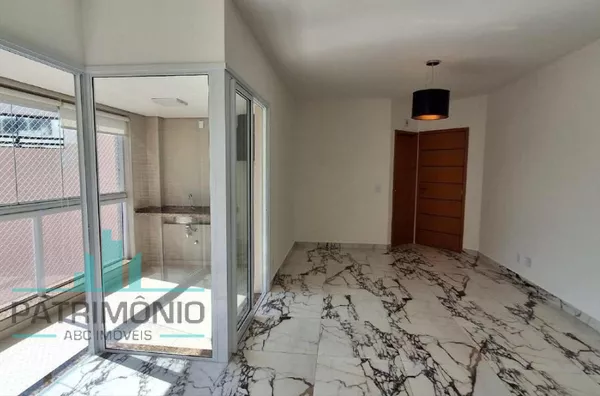 Apartamento à venda no Bairro Santa Paula em São Caetano do Sul.